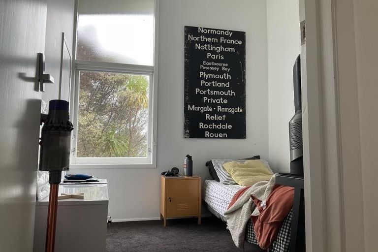 Photo of property in 23 Blakeborough Drive, Forrest Hill, Auckland, 0620