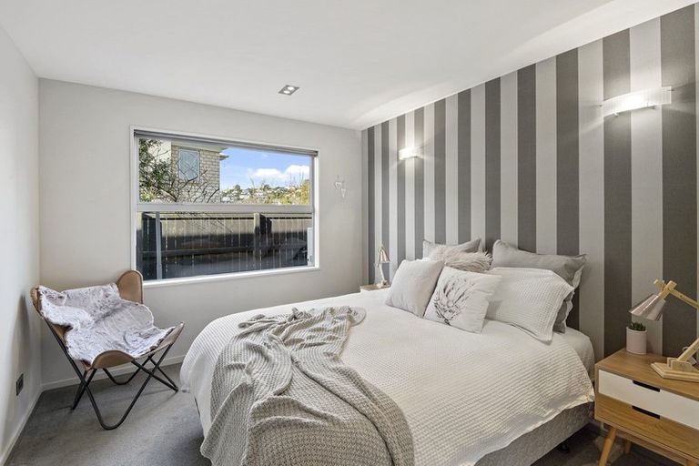 Photo of property in 11 Sasaram Lane, Cashmere, Christchurch, 8022