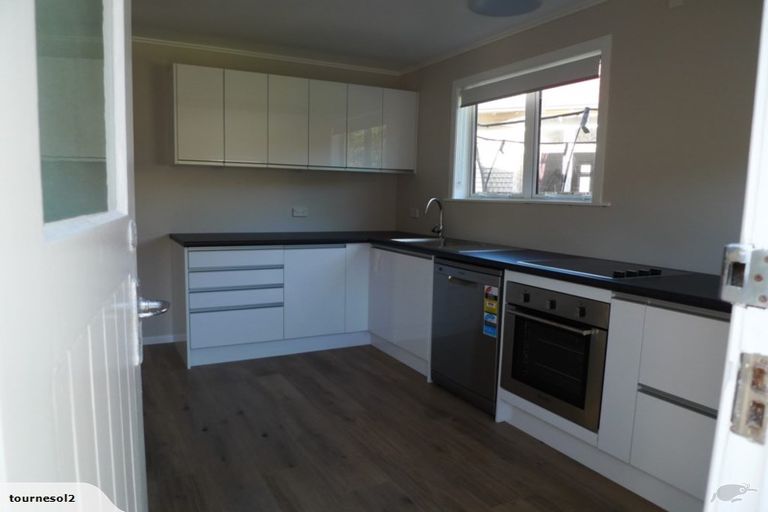 Photo of property in 15 Moselle Street, Island Bay, Wellington, 6023