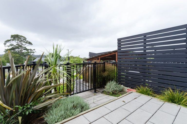 Photo of property in 84 Selo Street, Glen Eden, Auckland, 0602