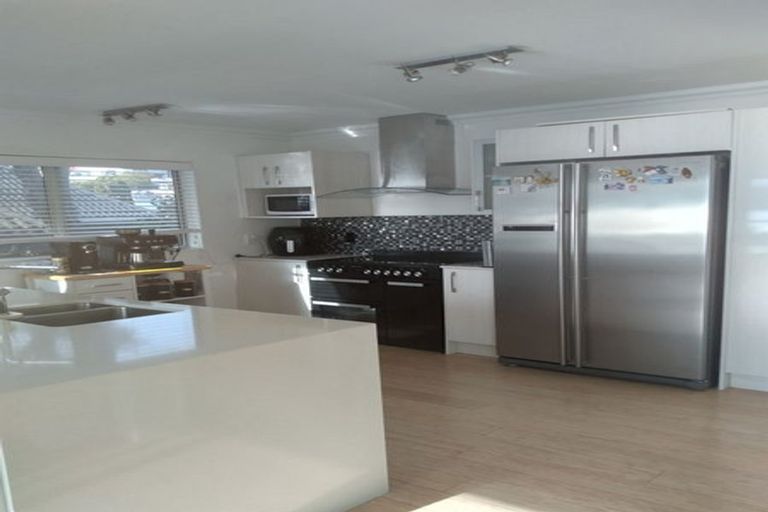 Photo of property in 39 Bosun Terrace, Whitby, Porirua, 5024