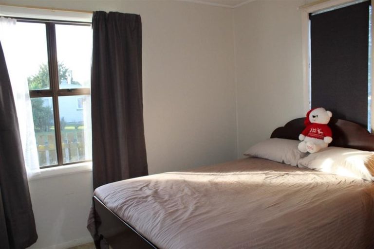 Photo of property in 18 Rangatira Drive, Mangakino, 3421