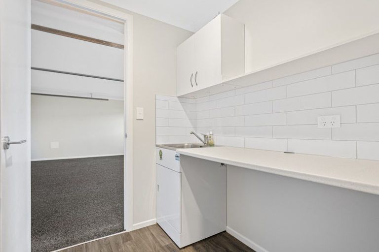 Photo of property in 328 Lakes Boulevard, Pyes Pa, Tauranga, 3112