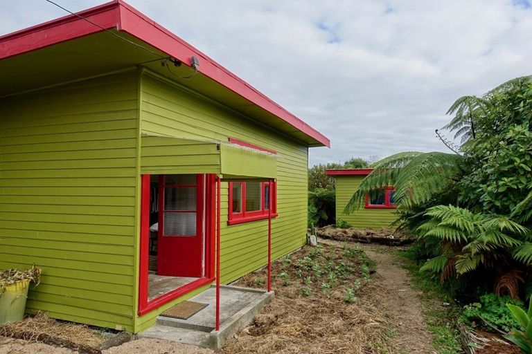 Photo of property in 13 Wharf Road, Karamea, 7893