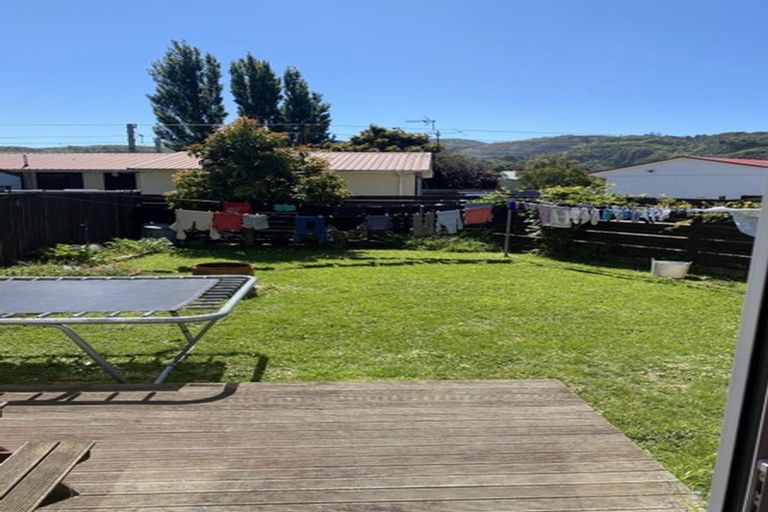 Photo of property in 2/18 Eldon Grove, Taita, Lower Hutt, 5019
