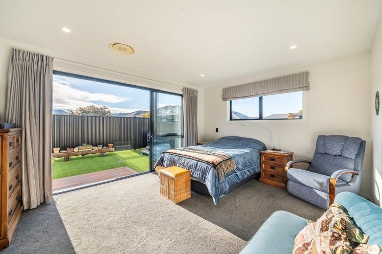 Photo of property in 20 Kerrigan Crescent, Wallaceville, Upper Hutt, 5018