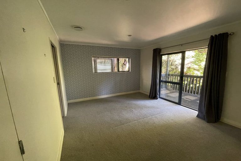 Photo of property in 36a Fairmount Road, Titirangi, Auckland, 0604