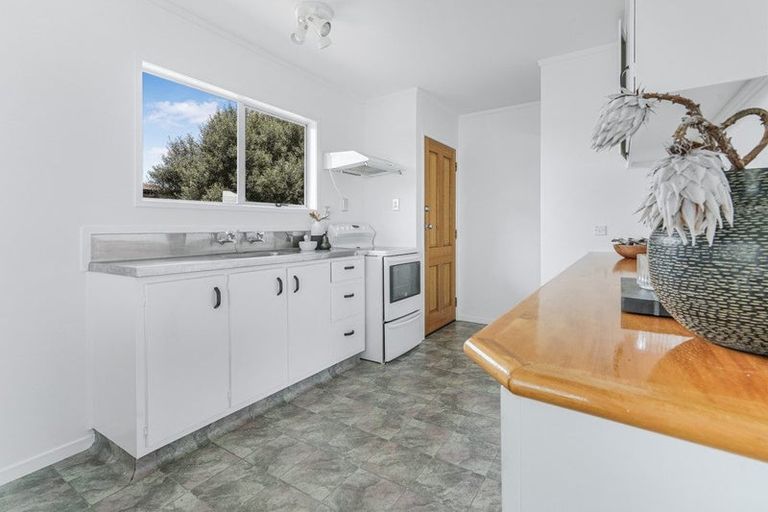 Photo of property in 11 Blomfield Street, Nawton, Hamilton, 3200