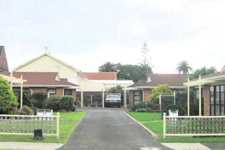 Photo of property in 1/10 Glen Avenue, Papatoetoe, Auckland, 2025