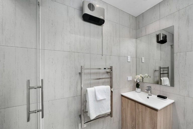 Photo of property in 3 Wai Court, Takapuna, Auckland, 0622