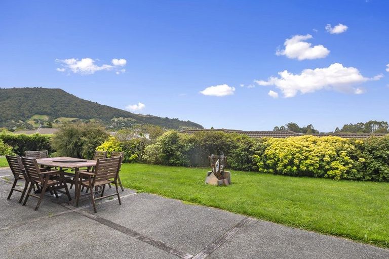 Photo of property in 48 Hamon Place, Pukehangi, Rotorua, 3015