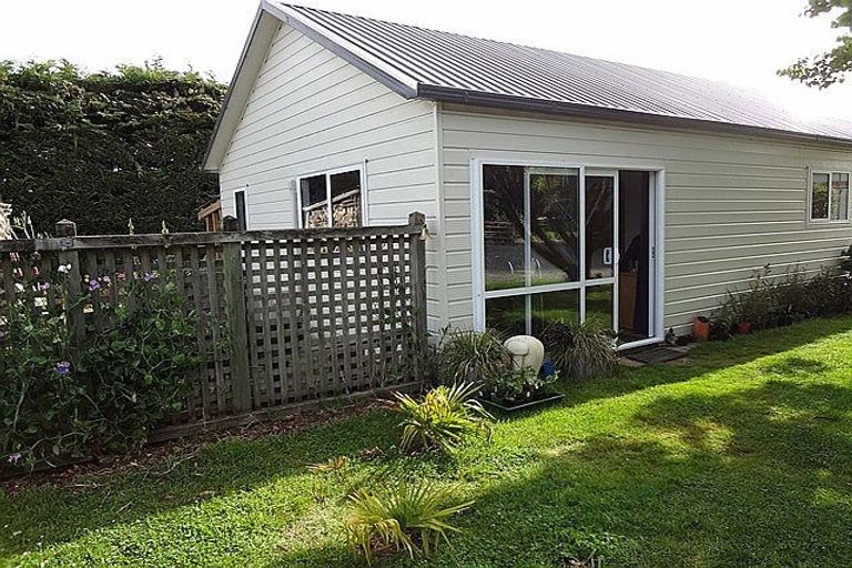 Photo of property in 8 Whitewood Crescent, West Melton, Christchurch, 7675