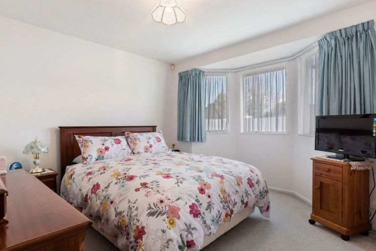 Photo of property in 66b Thackeray Street, Trentham, Upper Hutt, 5018