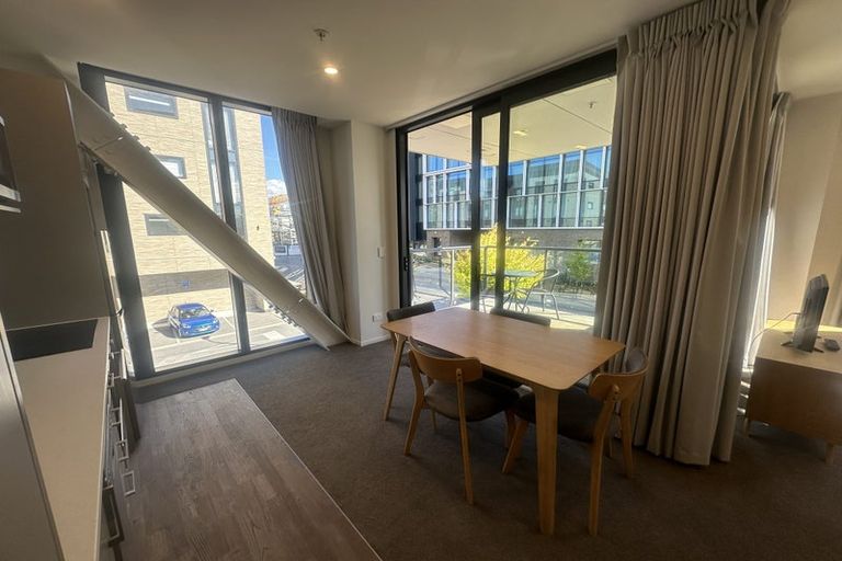 Photo of property in Wyndham Gardens Apartments, 30 Red Oaks Drive, Frankton, Queenstown, 9300