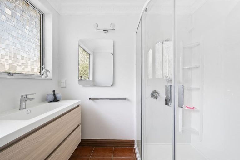 Photo of property in 10 Spinnaker Drive, Whitby, Porirua, 5024