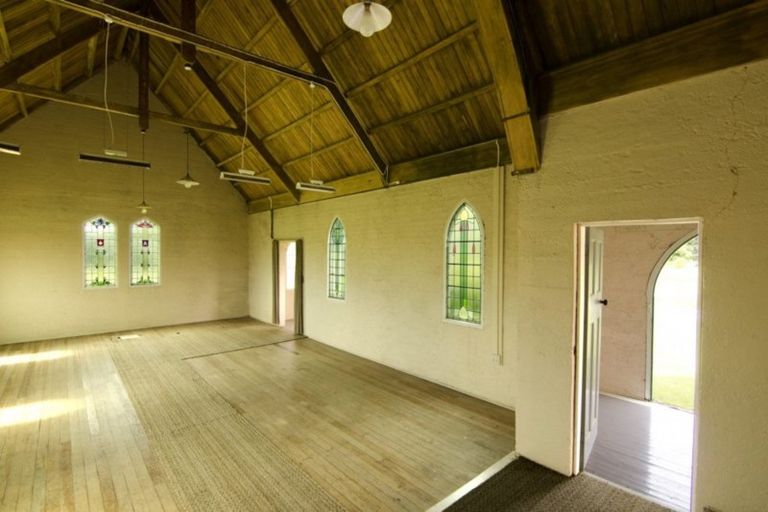 Photo of property in Ex St Johns Church, 1605 Teviot Road, Millers Flat, Roxburgh, 9572
