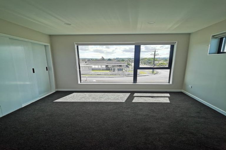 Photo of property in 113e Rathgar Road, Henderson, Auckland, 0610