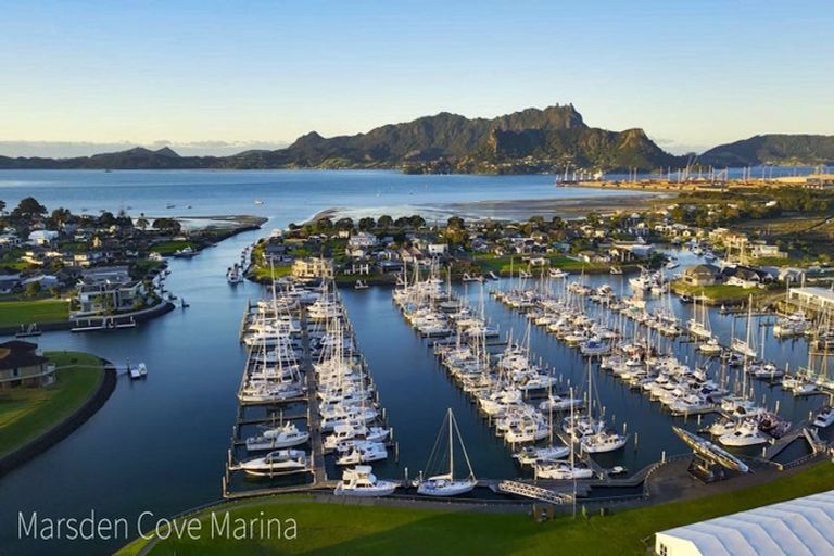 Photo of property in 73 Pyle Road East, Ruakaka, 0171