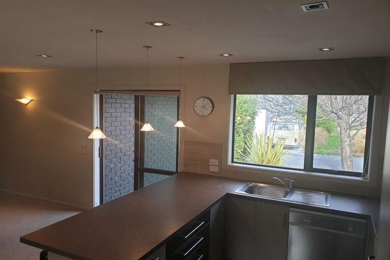 Photo of property in 1a Maple Court, Arthurs Point, Queenstown, 9371