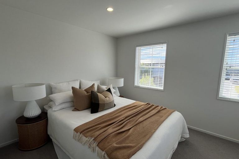 Photo of property in 4/30 Hargest Crescent, Sydenham, Christchurch, 8023