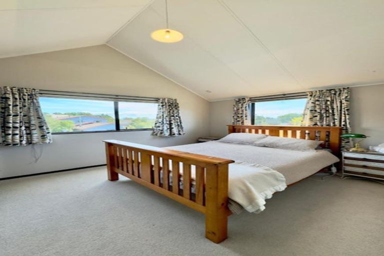 Photo of property in 44 Durham Drive, Havelock North, 4130