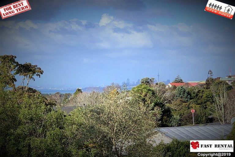 Photo of property in 16 Arde Place, Massey, Auckland, 0614