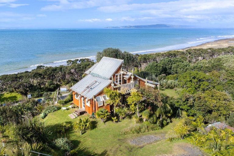 Photo of property in 6573 Pouto Road, Pouto, Te Kopuru, 0391