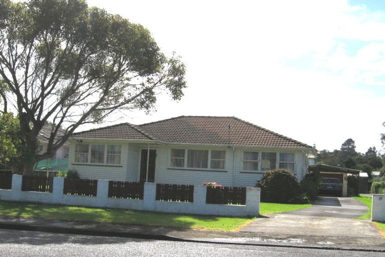 Photo of property in 15 Bittern Place, Henderson, Auckland, 0610