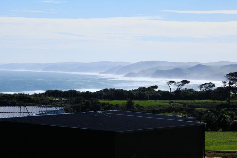 Photo of property in 76 Te Ahiawa Road, Raglan, 3297