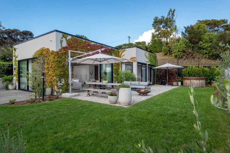 Photo of property in 6 Pine Ridge Terrace, Hauraki, Auckland, 0622