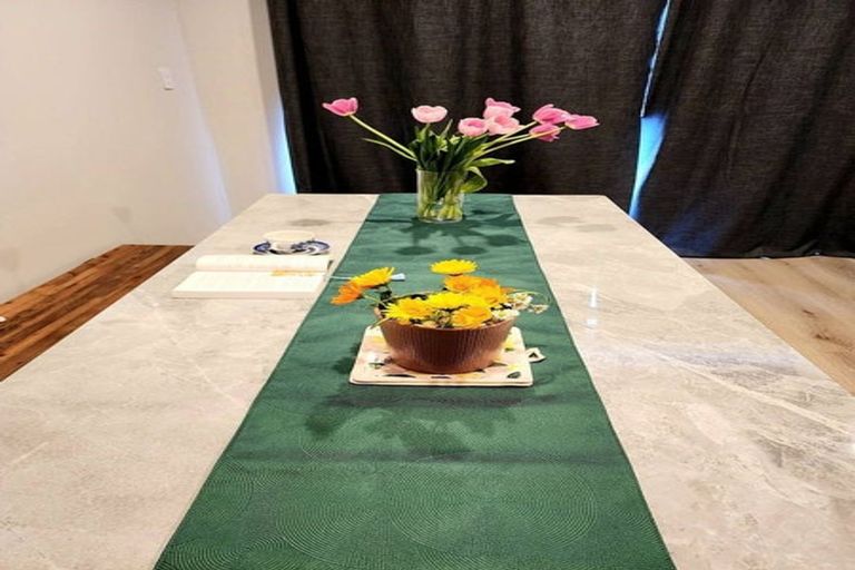 Photo of property in 9 Sioux Road, Hobsonville, Auckland, 0616