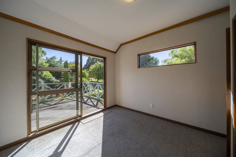 Photo of property in 72 Bush Street, Lumsden, 9730