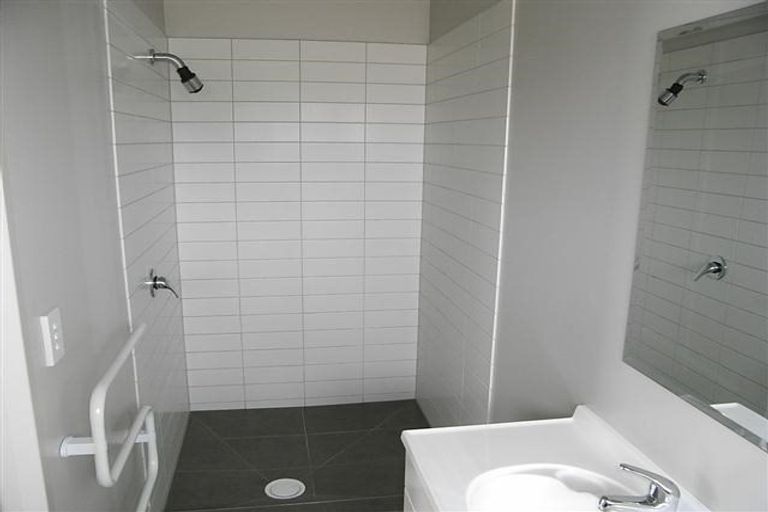 Photo of property in 28 Kellett Road, Ranui, Auckland, 0612