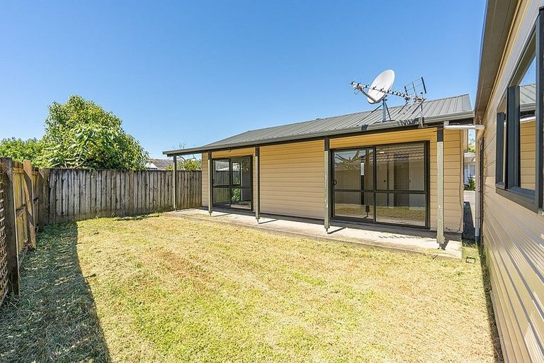 Photo of property in 383 Massey Road, Mangere East, Auckland, 2024