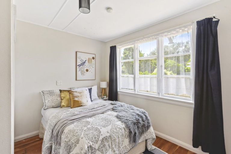 Photo of property in 18 Gordon Place, Levin, 5510