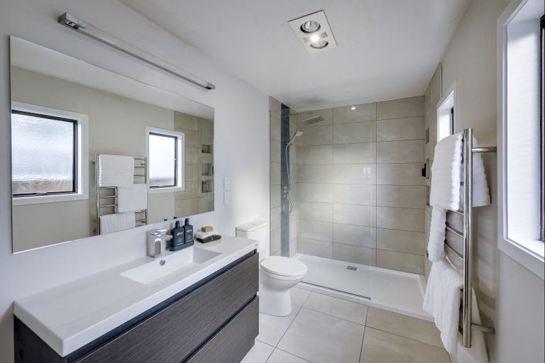 Photo of property in 8 Mission Road, Greenmeadows, Napier, 4112