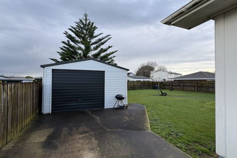 Photo of property in 6 Taumaihi Street, Bulls, 4818