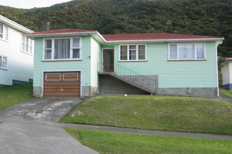 Photo of property in 1 Willcox Grove, Naenae, Lower Hutt, 5011
