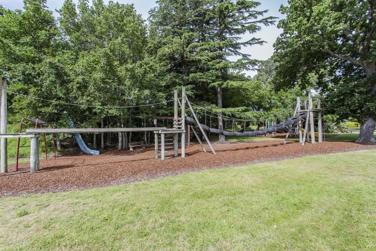 Photo of property in 25d Plover Avenue, Amberley, 7410