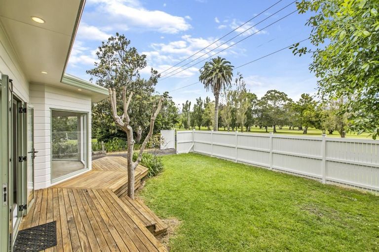 Photo of property in 36 Wairoa Road, Narrow Neck, Auckland, 0624