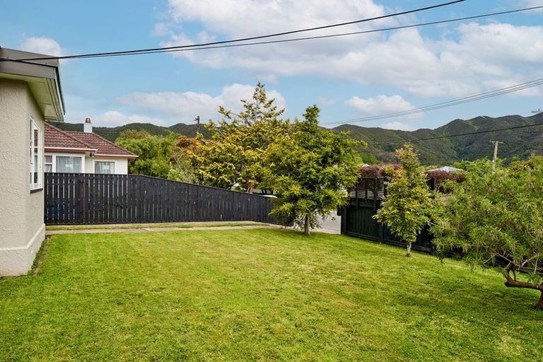 Photo of property in 36 Brasell Street, Fairfield, Lower Hutt, 5011
