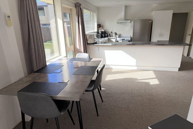 Photo of property in 3/11 Grove Road, Addington, Christchurch, 8024