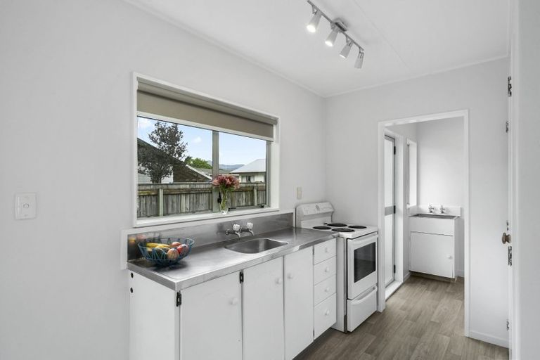 Photo of property in 9a Kebbell Avenue, Levin, 5510