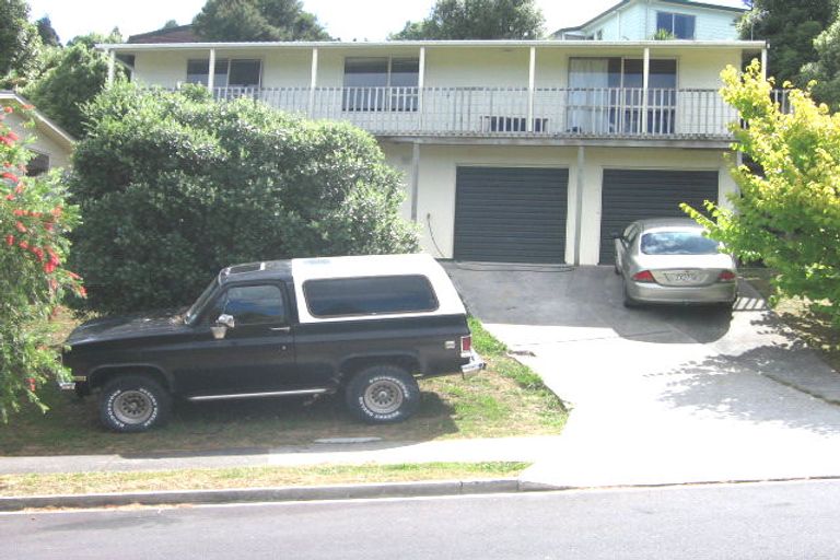 Photo of property in 1/37 Witheford Drive, Bayview, Auckland, 0629