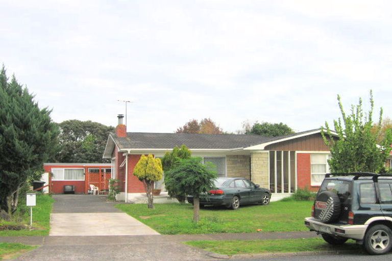Photo of property in 52 Omana Road, Papatoetoe, Auckland, 2025
