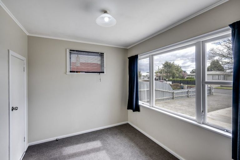 Photo of property in 4 Tyndale Street, Onekawa, Napier, 4110