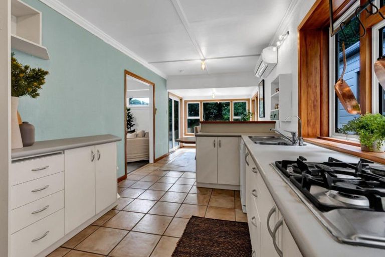 Photo of property in 21a Bracken Street, New Plymouth, 4310