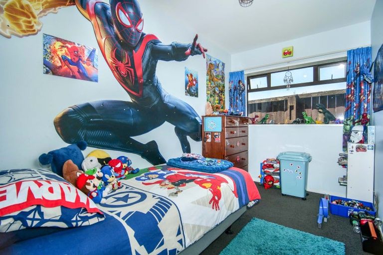 Photo of property in 16 Coates Street, Westport, 7825