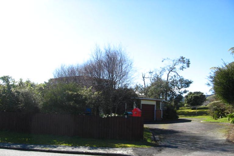 Photo of property in 1 Stirling Drive, Greymouth, 7805