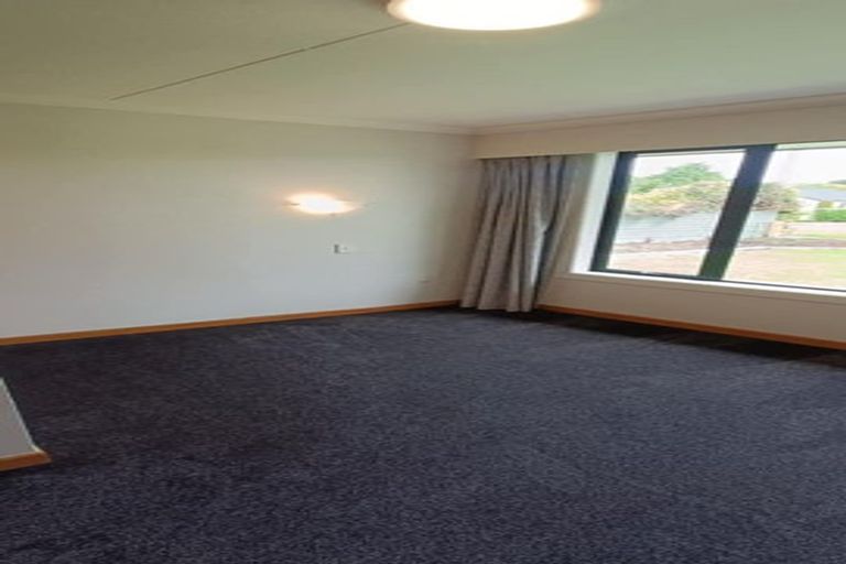 Photo of property in 83 Albert Street, Winton, 9720